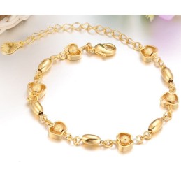 Drottningen Av Kvalitet - Kvinnligt Armband I 18K Guld Med Äppelform