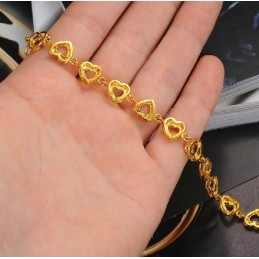 Världsberömt Armband Med 18 Karat Guldplätering För Kvinnor
