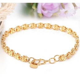 Reliable Reputation Female Fjärilsformad 18K Guldpläterad Armband