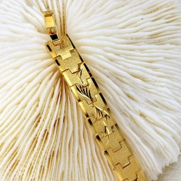 Säljer Bra Över Hela Världen Elegant Armband För Kvinnor I 18 Karat Guld