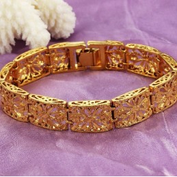 Kvalitets- Och Kvantitetsgaranterat Ihåligt 18K Guldpläterat Armband För Kvinnor