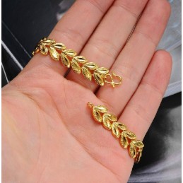 Högkvalitativt Armband För Kvinnor I 18K Guld Med Bladform