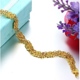 Kvalitets- Och Kvantitetsgaranterat Armband För Kvinnor I Blomformat 18K Guldpläterat