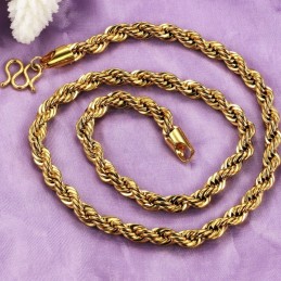 Pålitligt Kvalitetshalsband För Kvinnor I 18K Guldpläterat Rullformat