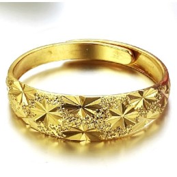 Klassisk 18K Guldpläterad Ring Av Överlägsen Kvalitet För Kvinnor