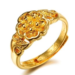 Högkvalitativ Ring För Kvinnor Med Blommönster I 18 Karat Guld