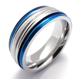 Moderiktig Blå Titanring