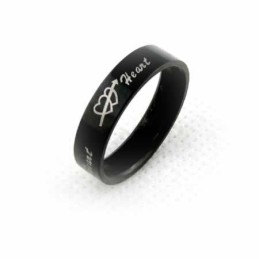One Arrow Piercing Through Two Hearts Herrring I Svart 6 Mm Med Pil Och Två Hjärtan