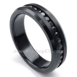 Svart Titanring Med Strass