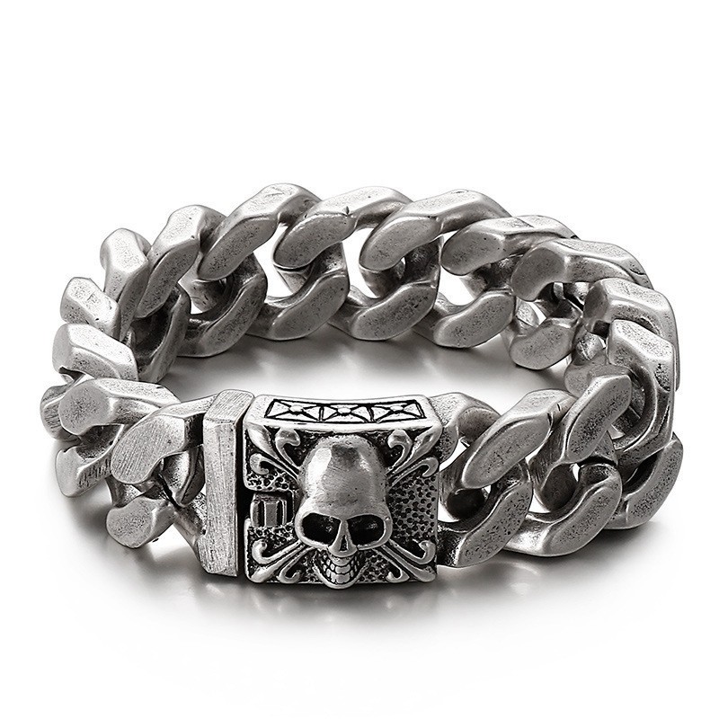 Kubanskt Titanarmband Med Dödskalle I Titan För Män Kubanskt Titanarmband Med Dödskalle I Titan För Män