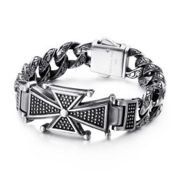 Coolt Dödskallekors Med Zirkonia-Titanarmband