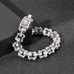 Populära Retro Titanarmband Med Accessoarer För Män