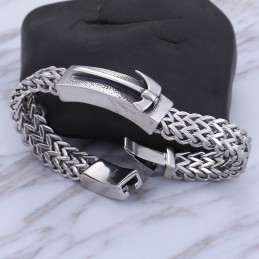 Shake The Same Axe Bent Titanium Herrarmband