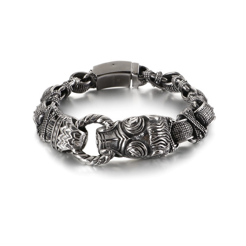 Moderiktigt Coolt Titanarmband För Män Moderiktigt Coolt Titanarmband För Män