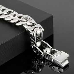 Moderiktigt Runda Pärlor I Elegant Stil För Män I Titan