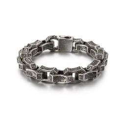 Nytt Elegant Herrarmband I Titan