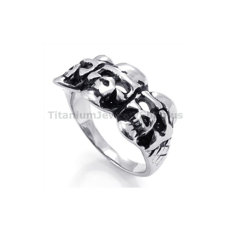 Tre-Dödskallar Titanring Tre-Dödskallar Titanring