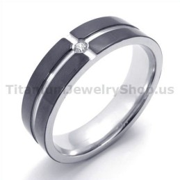 Svart Titanring Med Diamant