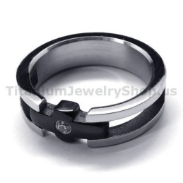 Korsring I Titan Med Diamant