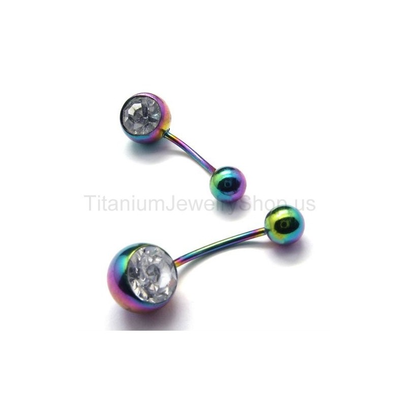 Färgade Mini Örhängen Med Titaninlägg Och Diamanter Färgade Mini Örhängen Med Titaninlägg Och Diamanter