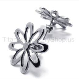 Söta Titanörhängen I Silver Med Blommor