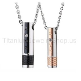Kärlek Titan Lovers Hängsmycken