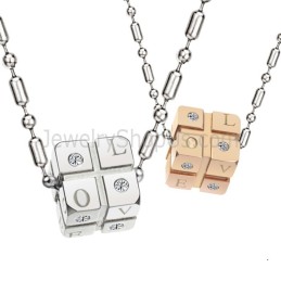 Titansilver Och Roséguld Tärningsälskare Hängen Med Strass Och Gratis Kedjor C309