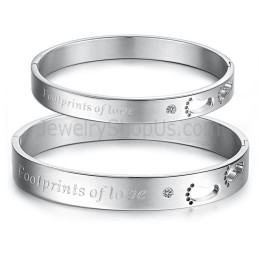 Tatanium "Footprints Of Love" Pararmband Med Ihåliga Fotspår Och Strass C850
