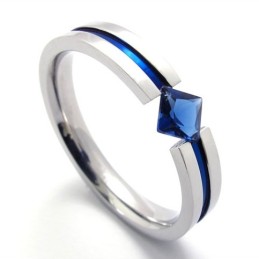 Blå Diamantring I Titan