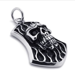 Skull Titan Hängsmycke