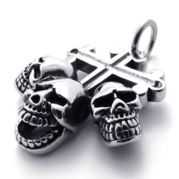 Skull Titan Cross Hängsmycke