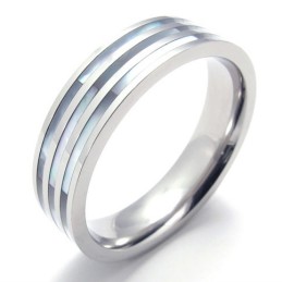 Tre Ringar Polerad Titanring