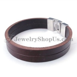 Moderiktigt Brunt Läderarmband Med Titan
