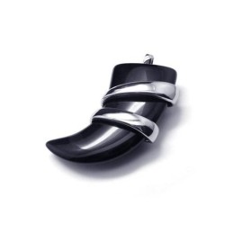 Herrhalsband Med Spjuthänge I Ren Titan Och Onyx