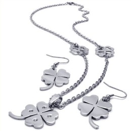 Elegant Form Färgbriljans Utmärkt Kvalitet Titan Smyckeset Inklusive Halsband, Hänge, Örhänge