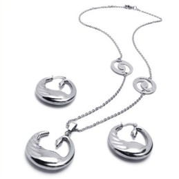 Elegant Form Färgbriljans Utmärkt Kvalitet Titan Smyckeset Inklusive Halsband, Hänge, Örhänge