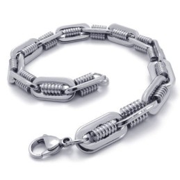 Finbearbetad Färgglans. Tillförlitligt Titanarmband Av Hög Kvalitet.