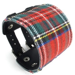 Vacker Design, Färgglad Armband I Titanläder Av Utmärkt Kvalitet