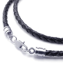 Skicklig Design I Delikata Färger, Världskänt Titanläderhalsband